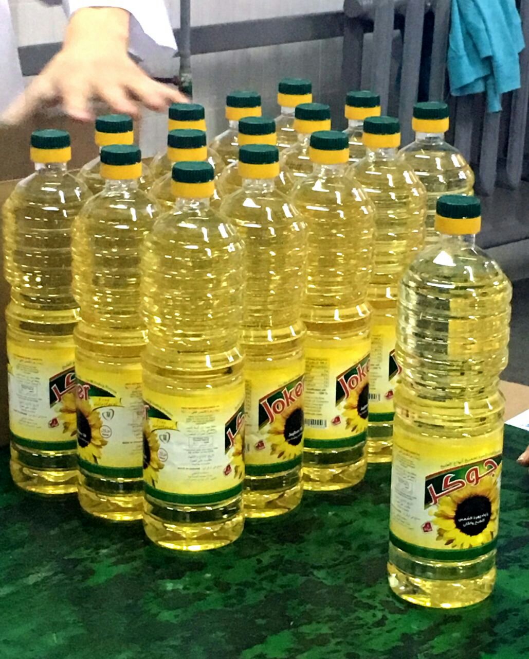 Buy Refined Sunflower Oil in Ukraine from MAKHT-TRADE Private Enterprise. Made in Ukraine