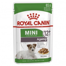 royal canin dog & cat food - product's photo