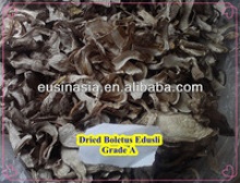 dried sliced boletus edulis - product's photo