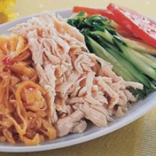 frozen steamed shreded chicken meat - product's photo