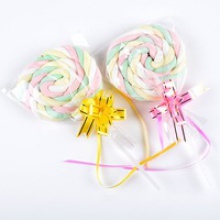 swirl marshmallow lollipop - product's photo