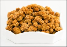 organic dried white mulberries - product's photo