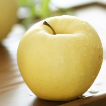 golden delicious apple import apple fruit - product's photo