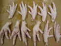 white skin frozen chicken paws - product's photo