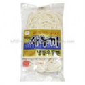 delicious fresh udon noodle - product's photo